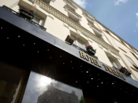 هوتل لو تويلف Hotels near حديقة حيوانات باريس
