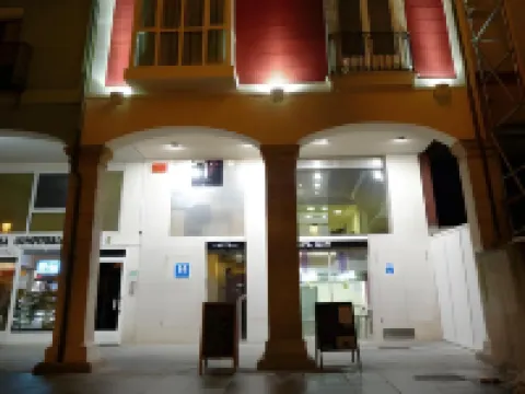 Hotel Alda Entrearcos Hotels near Burgos Cathedral
