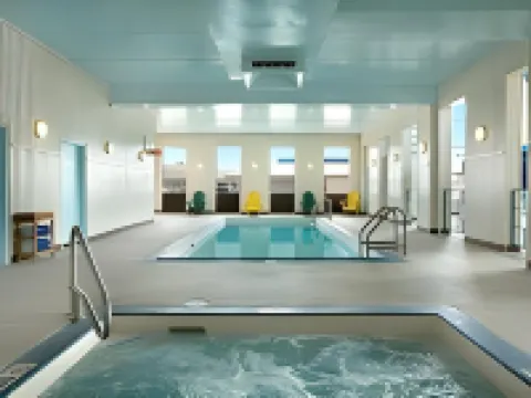 Travelodge by Wyndham Edmonton West