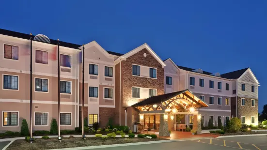 Hawthorn Suites by Wyndham Williamsville Buffalo Airport