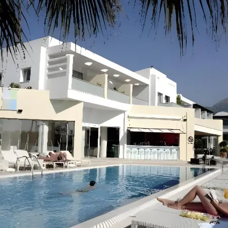Angela Suites Boutique Hotel