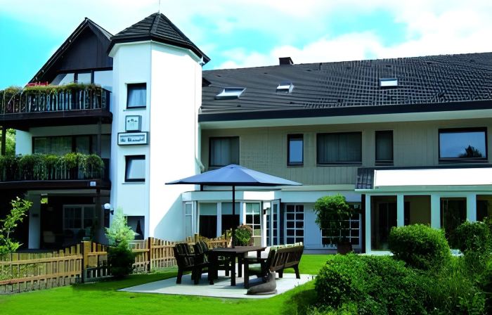 Haus am Wasserfall