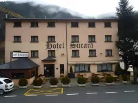 Hotel Sucara - parking