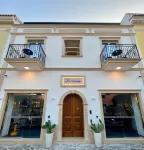 Tea Luxury Hotels near Albachiara Outlet