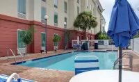Hampton Inn & Suites Palm Coast - Pools
