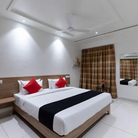 Sapphero Akshar Inn- Jamnagar