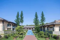 Super 8 by Wyndham Winnipeg West Hotel di Winnipeg