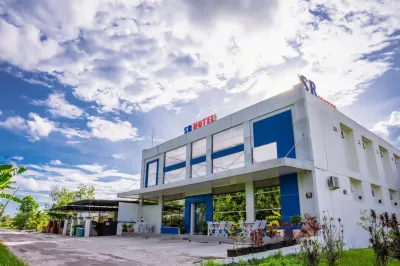 Hotel SR Palangka Raya Hotels near Pondok Makan Dan kolam Boga Rasa Indah