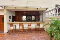 Hotel Faranda Express Puerta Del Sol Barranquilla, A Member of Radisson Individuals - bar