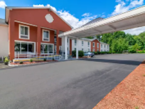 Quality Inn Merrimack - Nashua Hotels in Hillsborough County