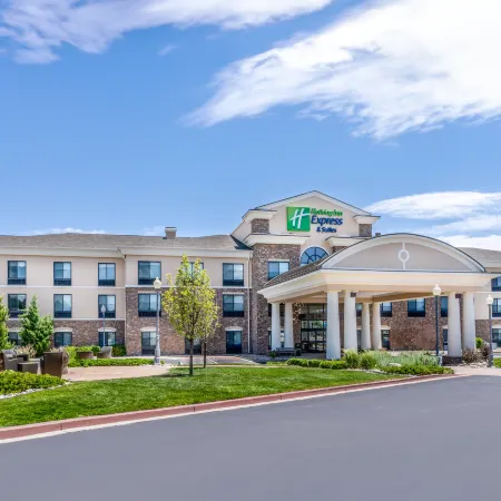 Holiday Inn Express & Suites COLORADO SPRINGS-FIRST & MAIN by IHG Отели рядом с достопримечательностью «Парк Коттонвуд Крик»