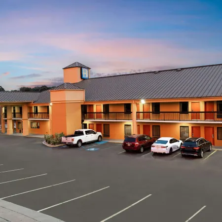 Hotel Oxford, a Travelodge by Wyndham