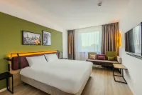 Campanile Warszawa Polnoc Hotel di 