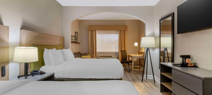 Country Inn & Suites by Radisson, The Woodlands Hotels in Montgomery County