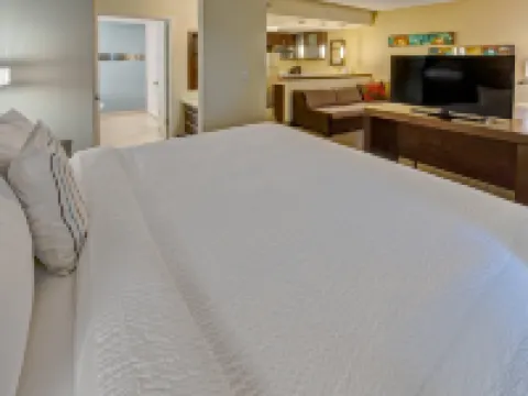 เรสซิเดนซ์อินน์ ฟอร์ตลอเดอร์เดล ปอมปาโนบีช เซ็นทรัล โรงแรมในปอมปาโนบีช