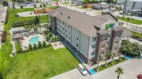 Holiday Inn Express & Suites Gonzales Hotels in 