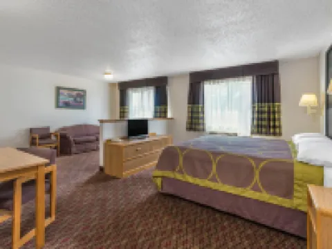 Super 8 by Wyndham Fountain Hotels in Fountain