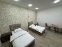 Luxe Plaza Hotel near EVN Zvartnots airport Các khách sạn ở Vagharshapat