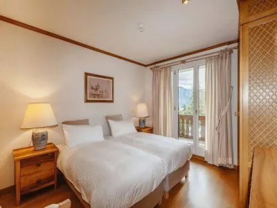 Lush Apartment With Indoor Pool Hotels near Wispile