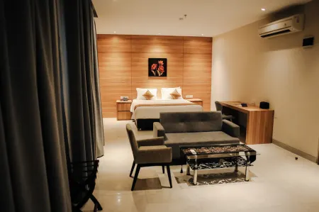 TravelHub Hotel Kualanamu Отели в г. Penara Kebun