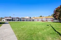 Red Roof Inn Abingdon Hotels in Abingdon
