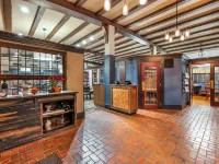Best Western Premier Mariemont Inn Hotels near Cincinnati Observatory