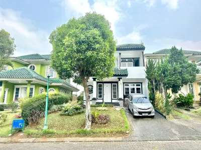 Villa Hasha 2 With Pool and Billiard Hotels in Pacet