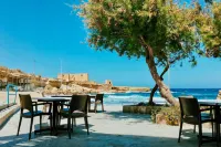 Country Views by the sea Holiday Time in Gozo Hotels in Marsalforn
