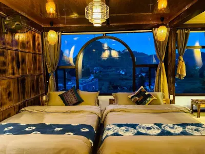 Khói Homestay and Restaurant