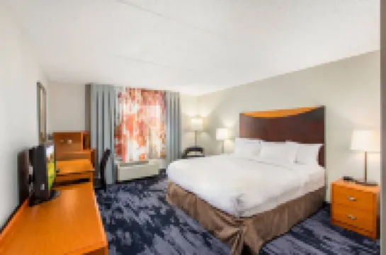 แฟร์ฟิลด์อินน์ บายแมริออท อีแวนส์วิลล์อีสต์