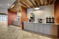 Fairfield Inn & Suites Bardstown - breakfast