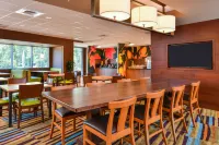 Fairfield Inn & Suites St. Joseph