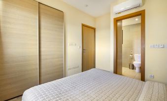 Perfect getaway for 2 with shared pool