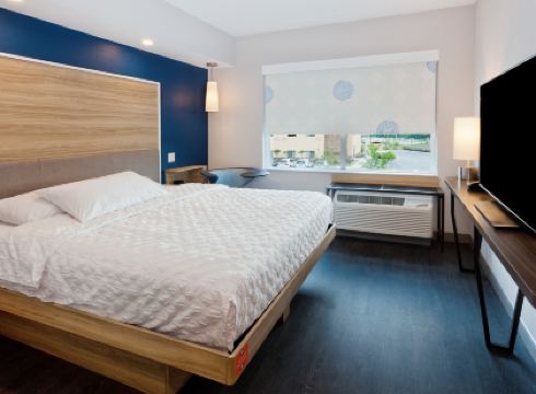 Tru by Hilton Auburn