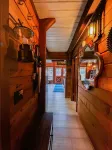 Cozy Cabin w/ 6 minute walk to the beach!