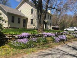 Quaint horse farm for a nice escape!