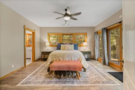 Cottage by the creek on 17 acres minutes from Leipers Fork! Writer’s Paradise…