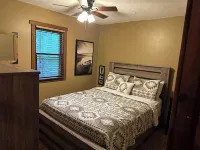 Prancing Doe Sleeps 6, or Rent All 4 for 20. Horseback Riding Across the Rd!