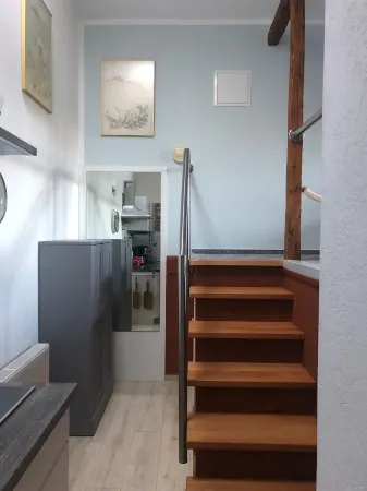 Beach near apartment in the old town center 400m to the pier