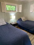 Cheerful Port Austin Cottage, short walk to the Beach!