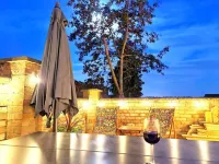 Stylish 3 Bedroom Victorian Villa with hot tub