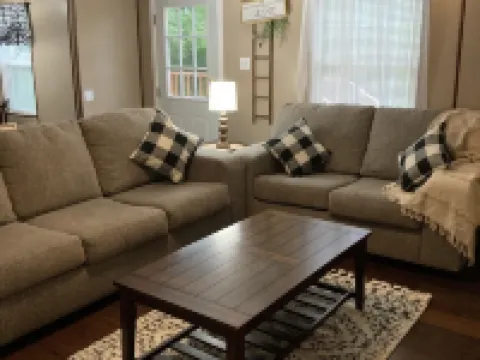 Conveniently Located ~ WiFi ~ Central Heat & Air Hotels in Stanton