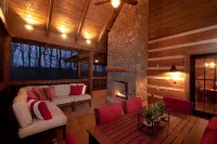 Caspian Cottage - Secluded log cabin on 150 acres