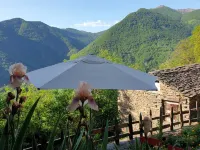 Mountain worlds behind Lake Maggiore, Case di Zali