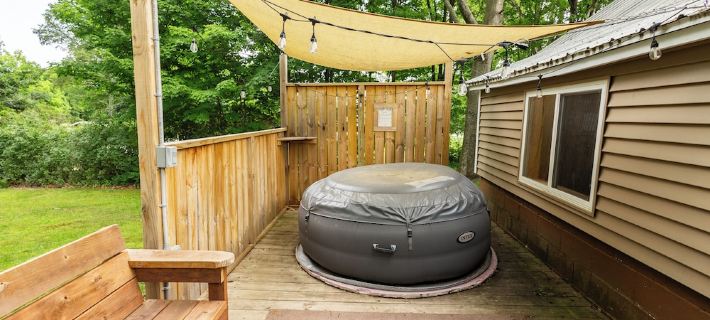 Spacious & Updated! Marquette Township Home - HotTub - Backyard - Garage Ξενοδοχεία στην πόλη Marquette