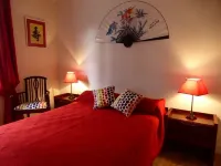 CHARMING, BRIGHT 8-PERSON HOUSE CLOSE TO THE BEACH AND SUSCINIO CASTLE Hôtels à proximité de : Plage De LANDREZAC