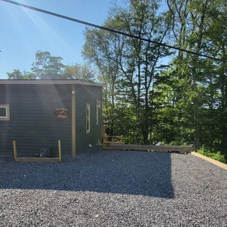 The Fox Den, 2 bdrm, walk to Purple Fiddle, near Canaan, Davis, Blackwater Falls Отели в г. Такер