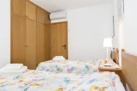 Beautiful apartment on the seafront Hotel a Port de Pollenca