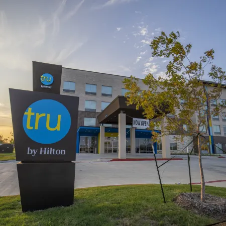 Tru by Hilton Allen Dallas