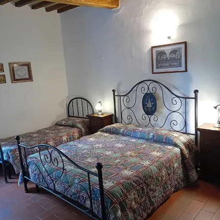 Typical Umbrian farmhouse - Exclusive